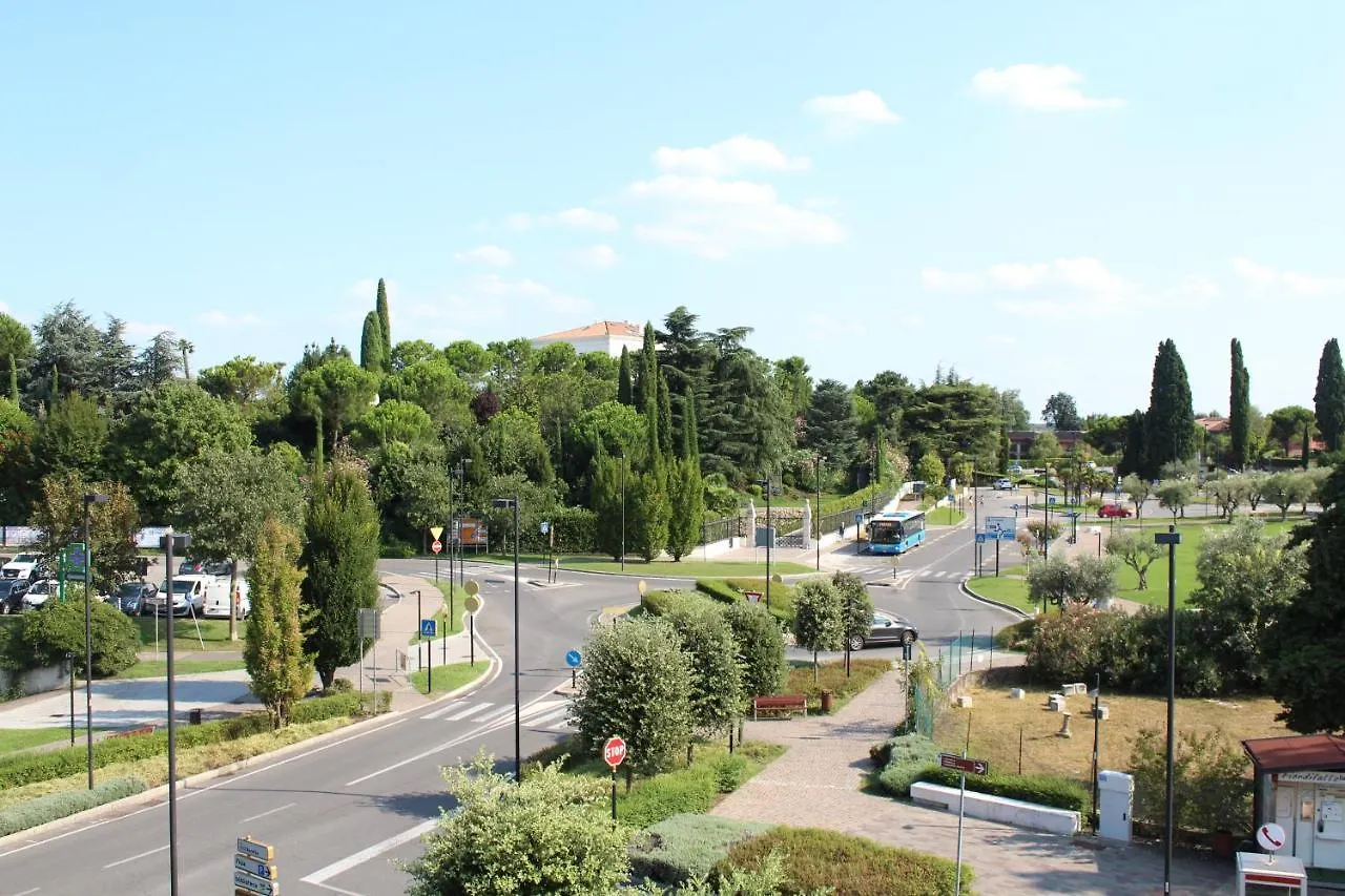 Apart-Hotel La Rocchetta Padenghe sul Garda
